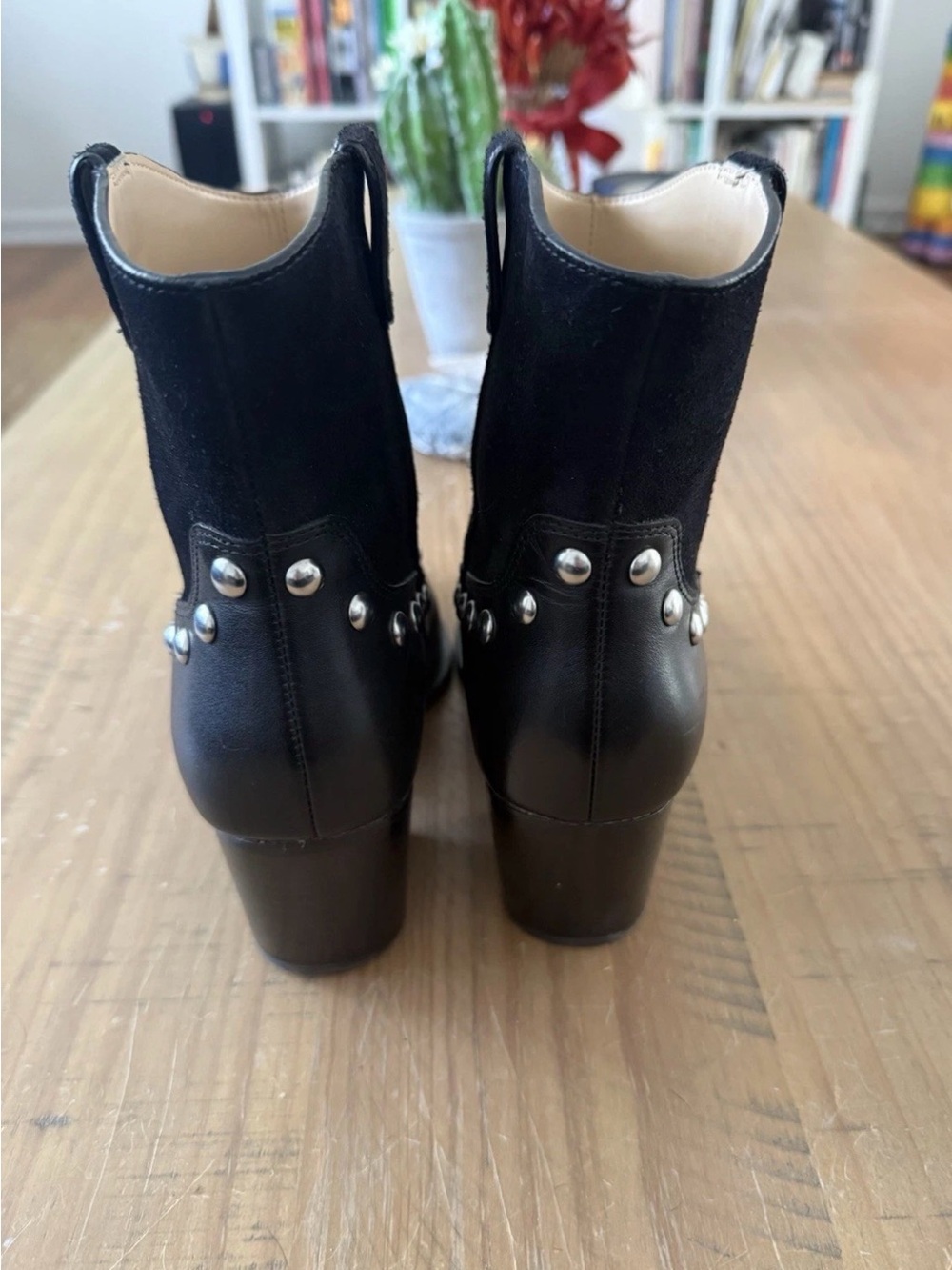 Coach Black Leather & Suede Studded Chelsea Ankle Boots Size 7.5 B - Picture 2 of 6